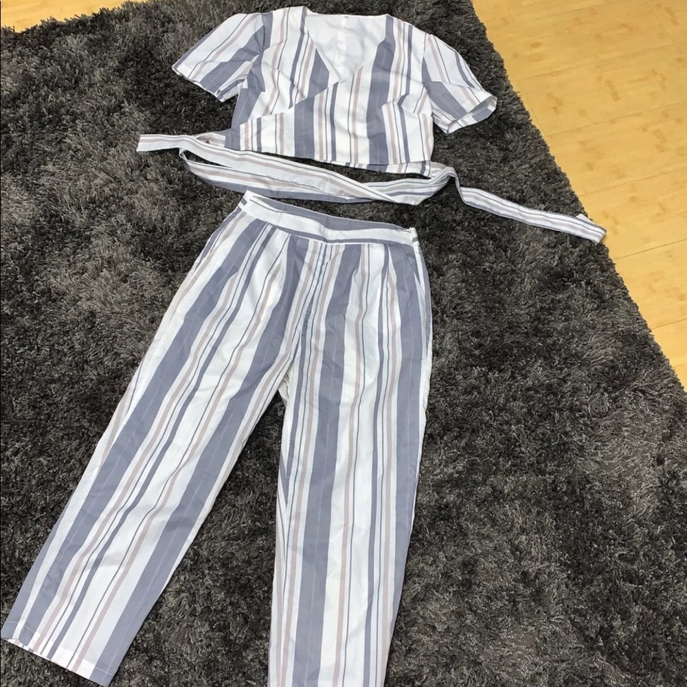 Vici Collection two piece set